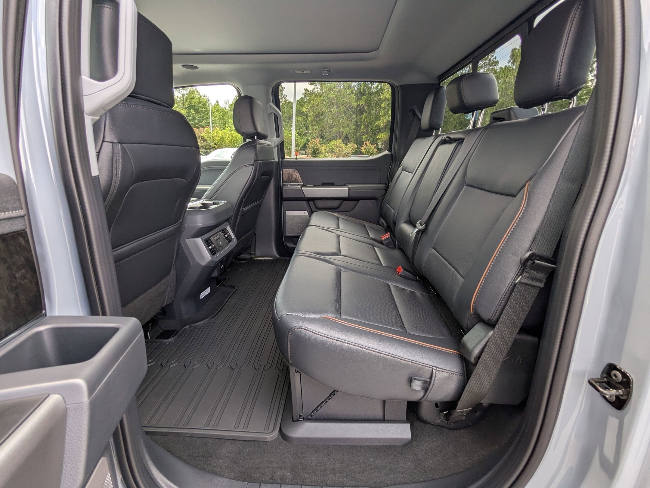 2025 Ford Super Duty F-250 SRW LARIAT