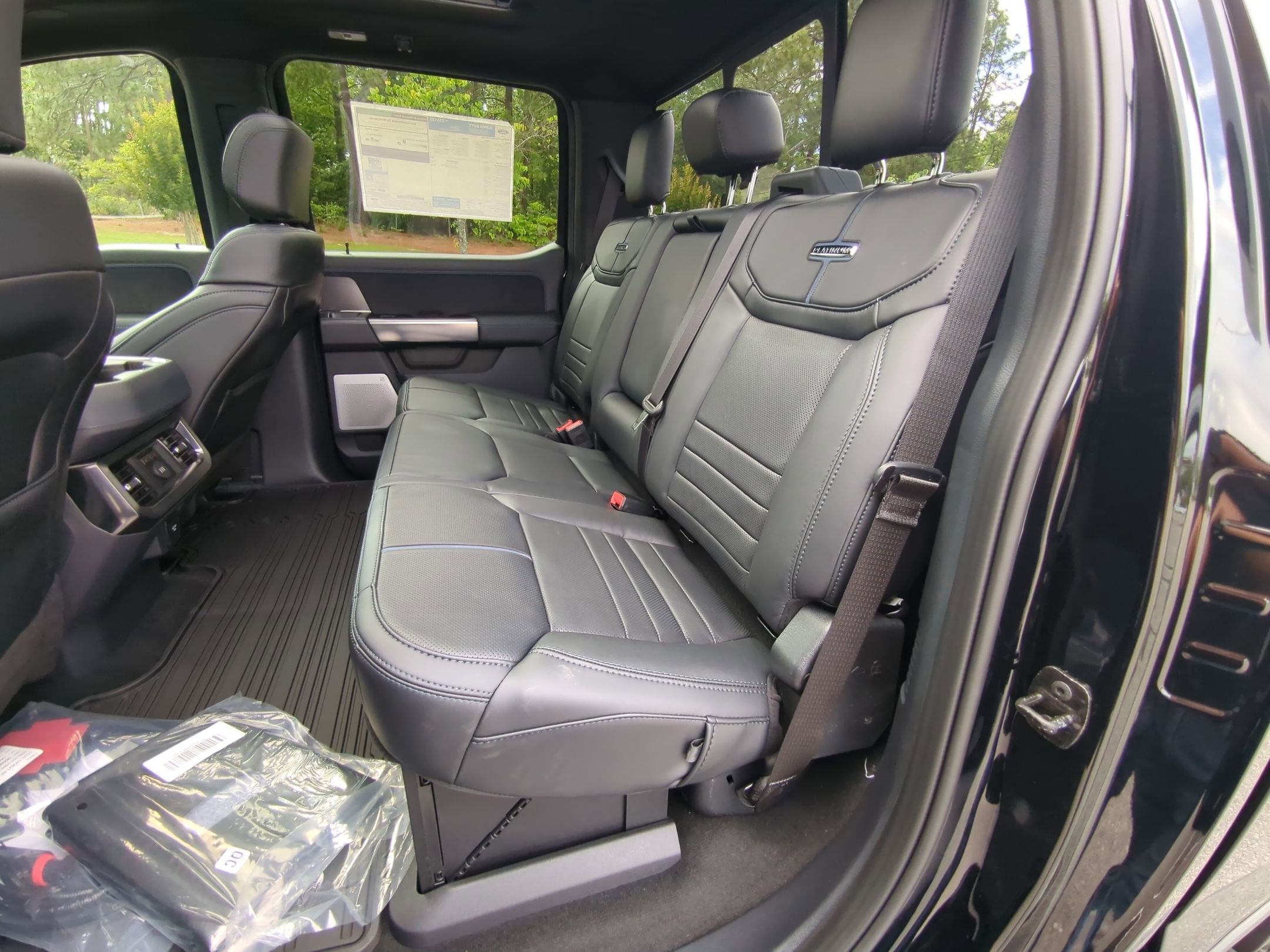 2026 Ford Super Duty F-350 SRW Platinum