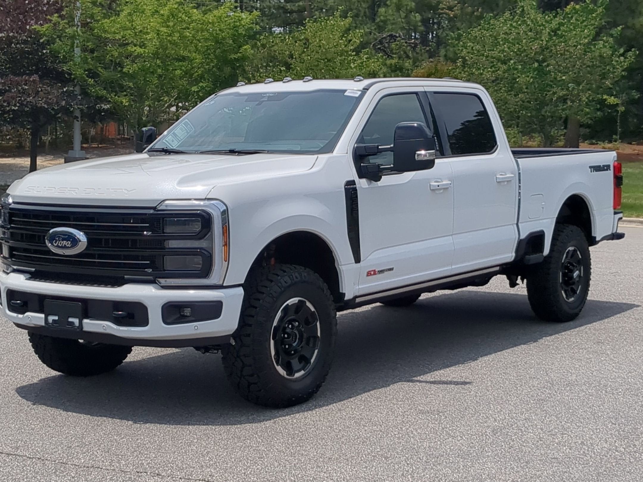 2026 Ford Super Duty F-350 SRW Platinum