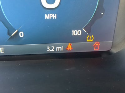 2027 Ford Super Duty F-350 SRW LARIAT