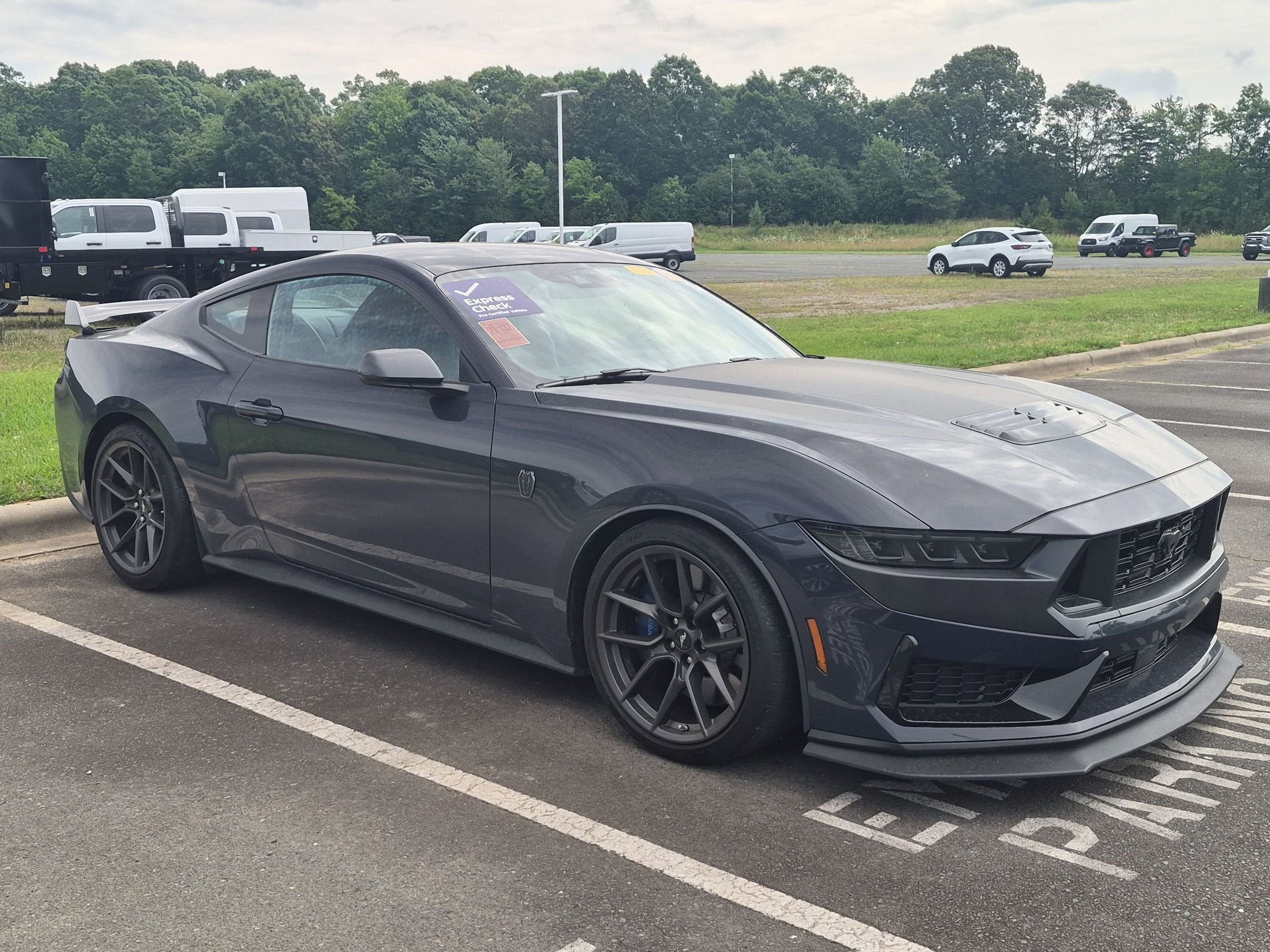 2024 Ford Mustang Dark Horse
