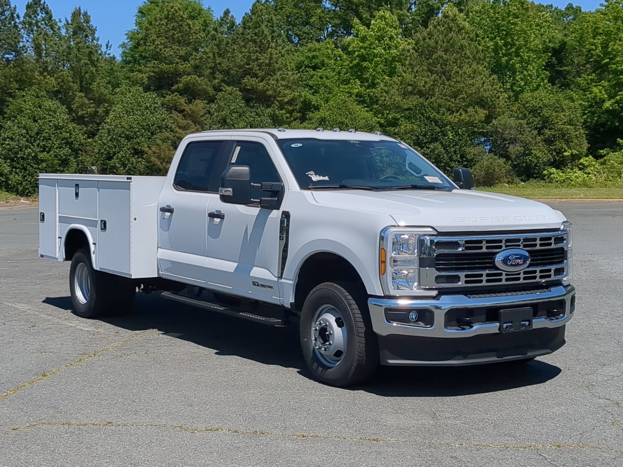 2026 Ford Super Duty F-350 DRW XL