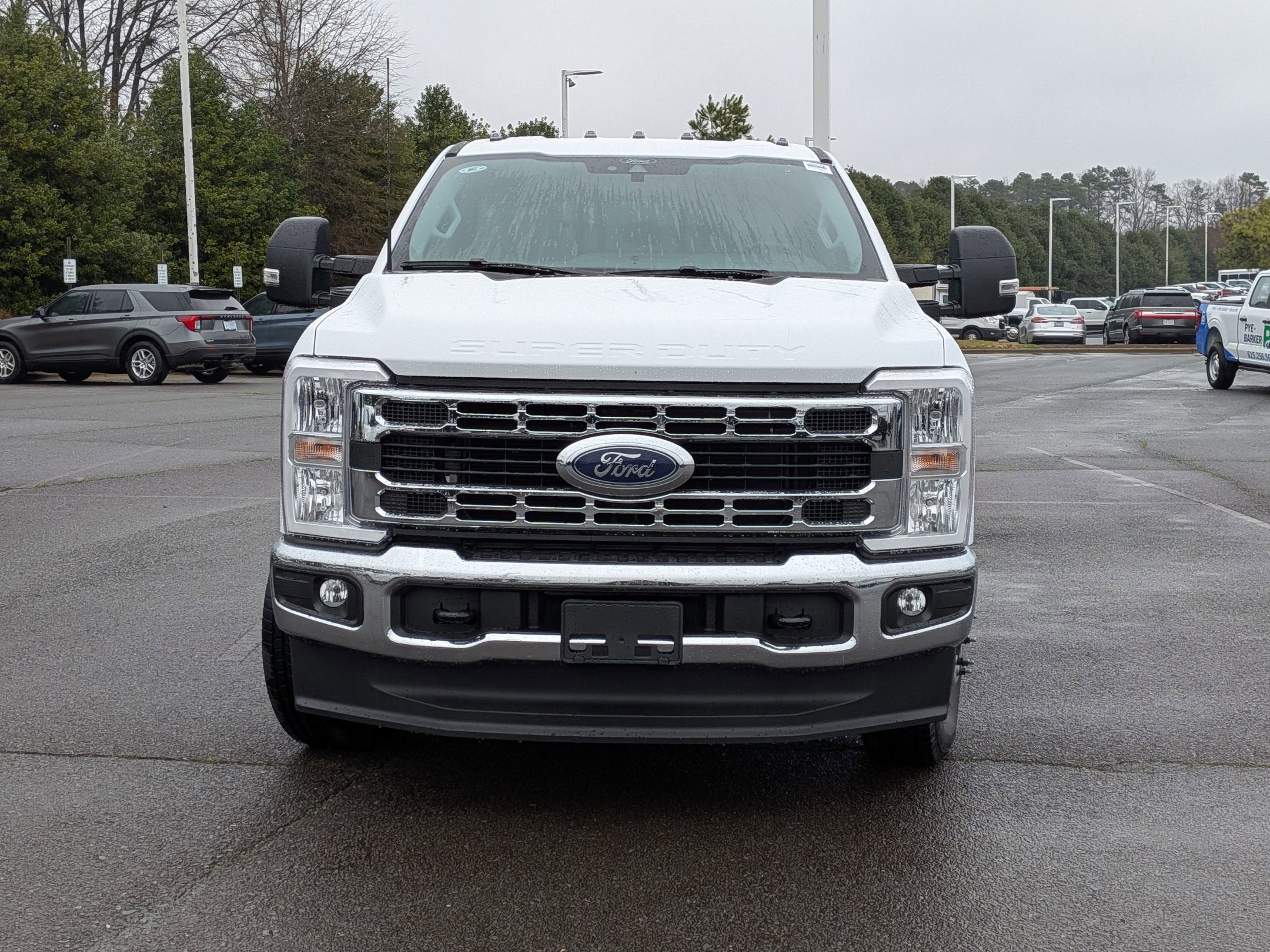 2026 Ford Super Duty F-350 DRW XL