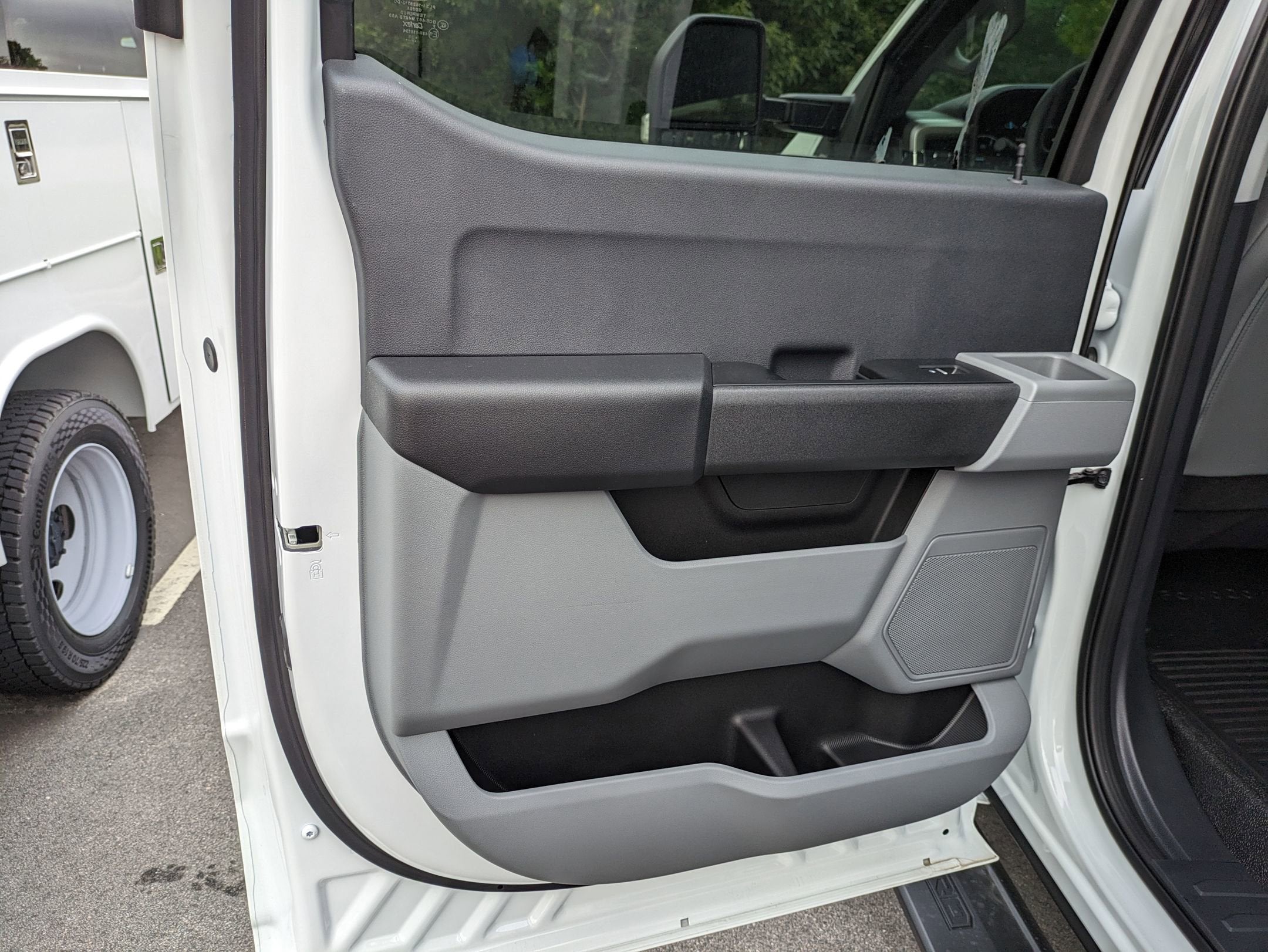 2025 Ford Super Duty F-450 DRW XL