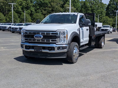 2025 Ford Super Duty F-550 DRW XL