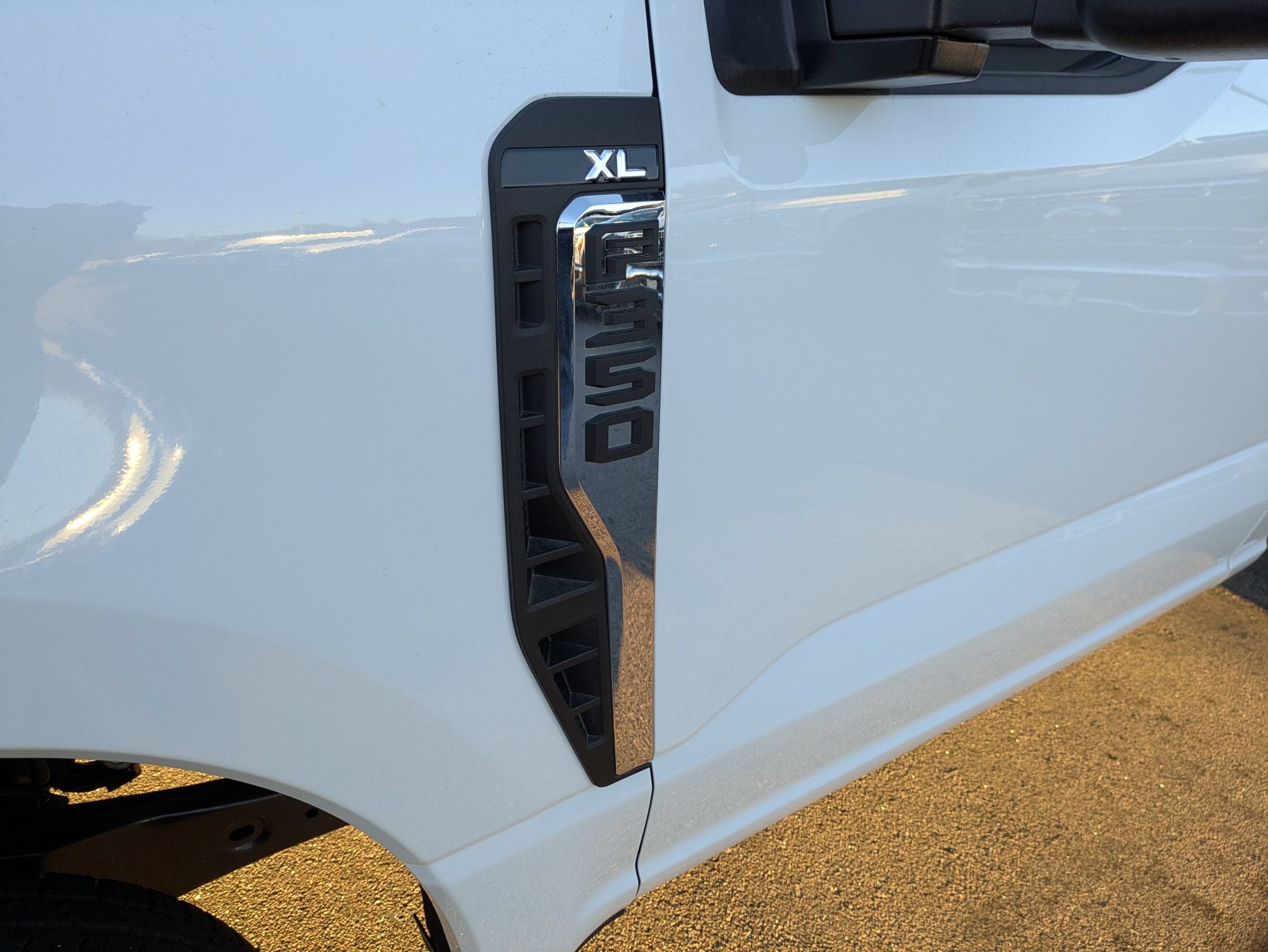 2026 Ford Super Duty F-350 DRW XL