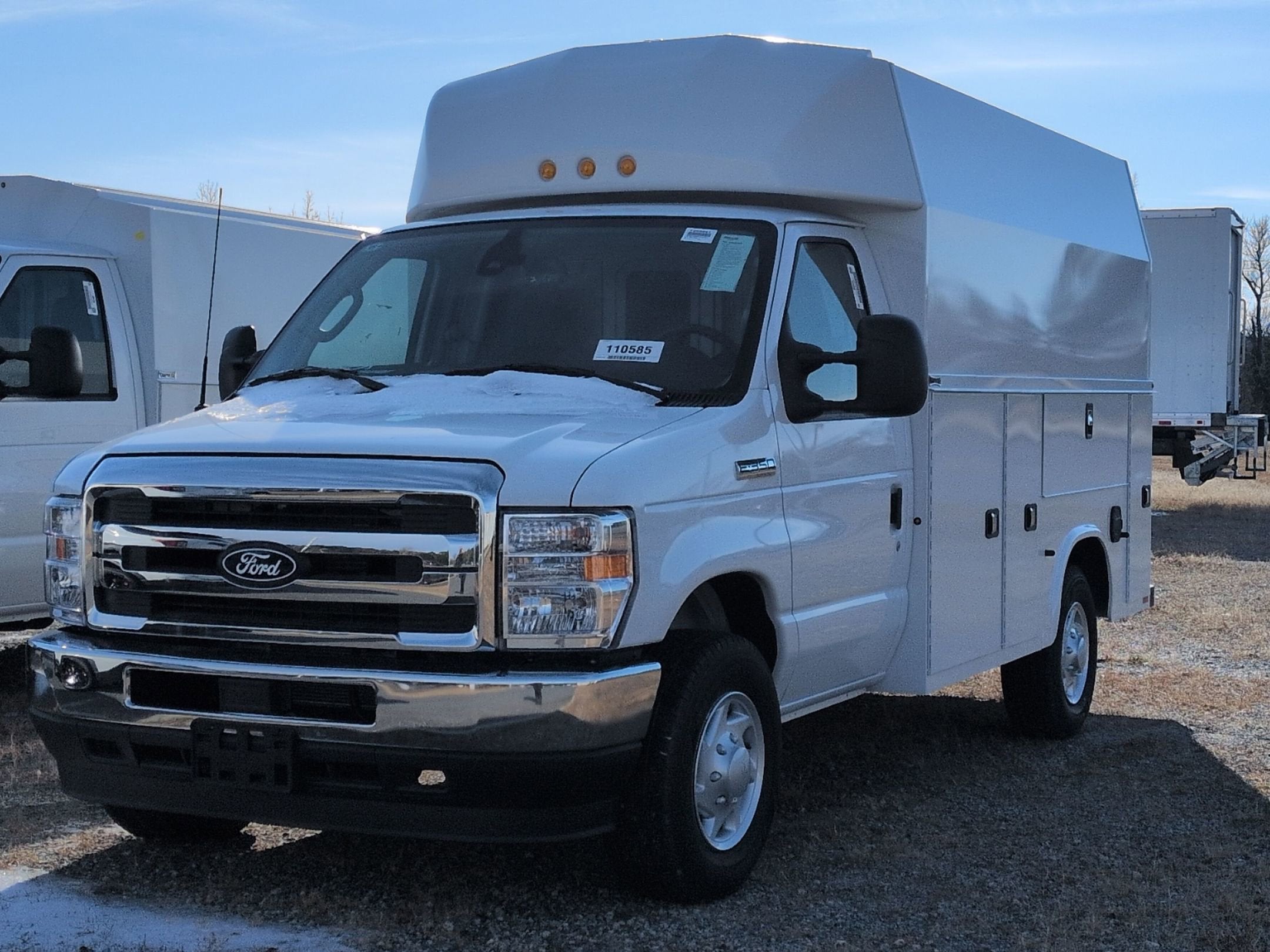 2026 Ford E-Series Cutaway Base