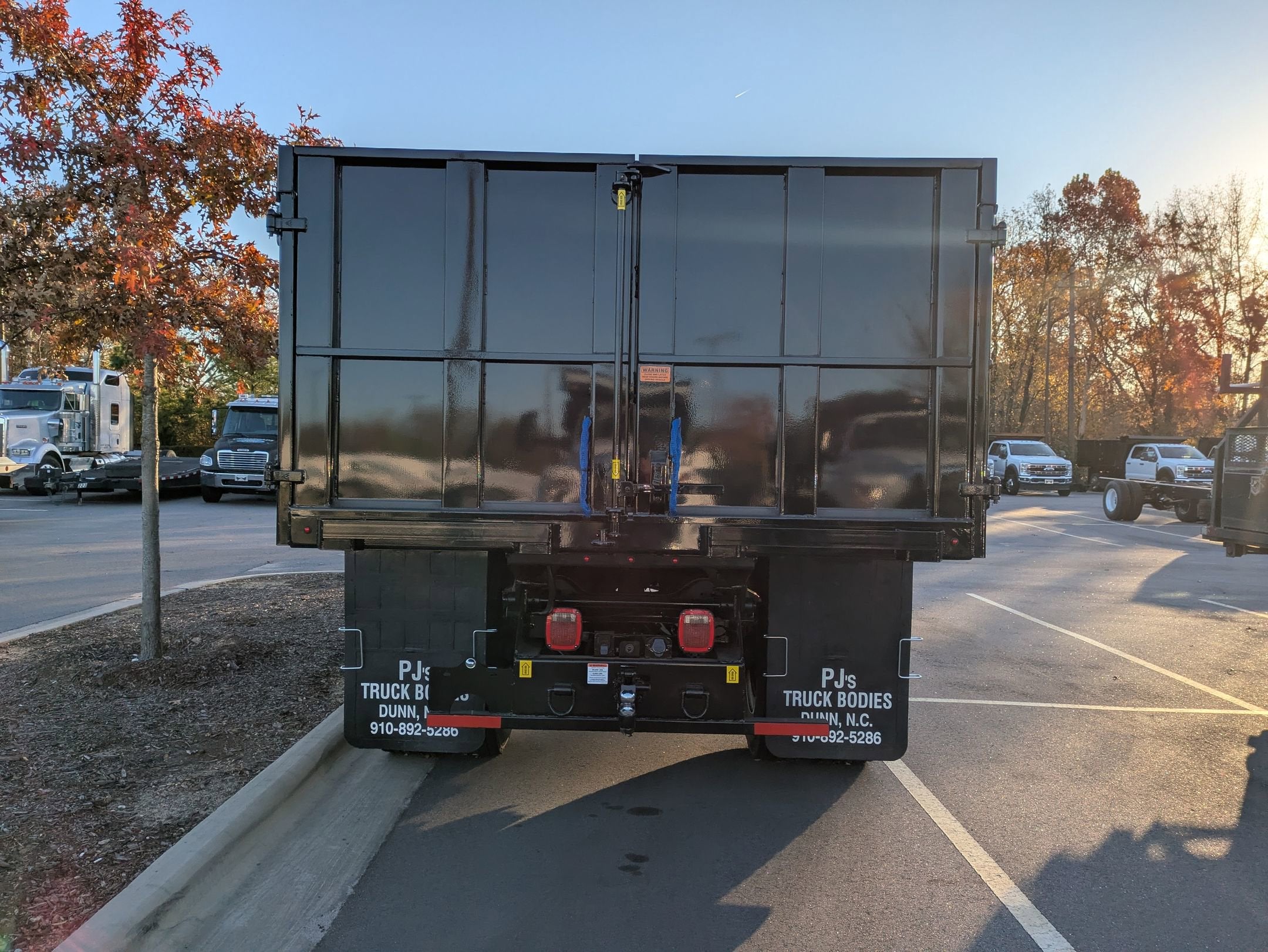 2026 Ford F-750SD Base