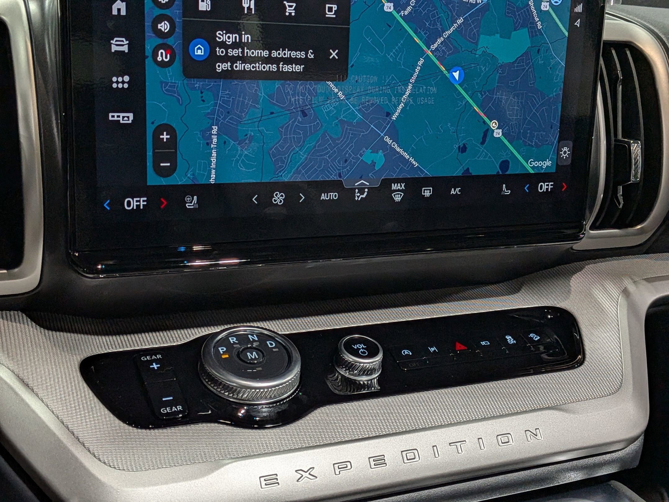 2025 Ford Expedition Active