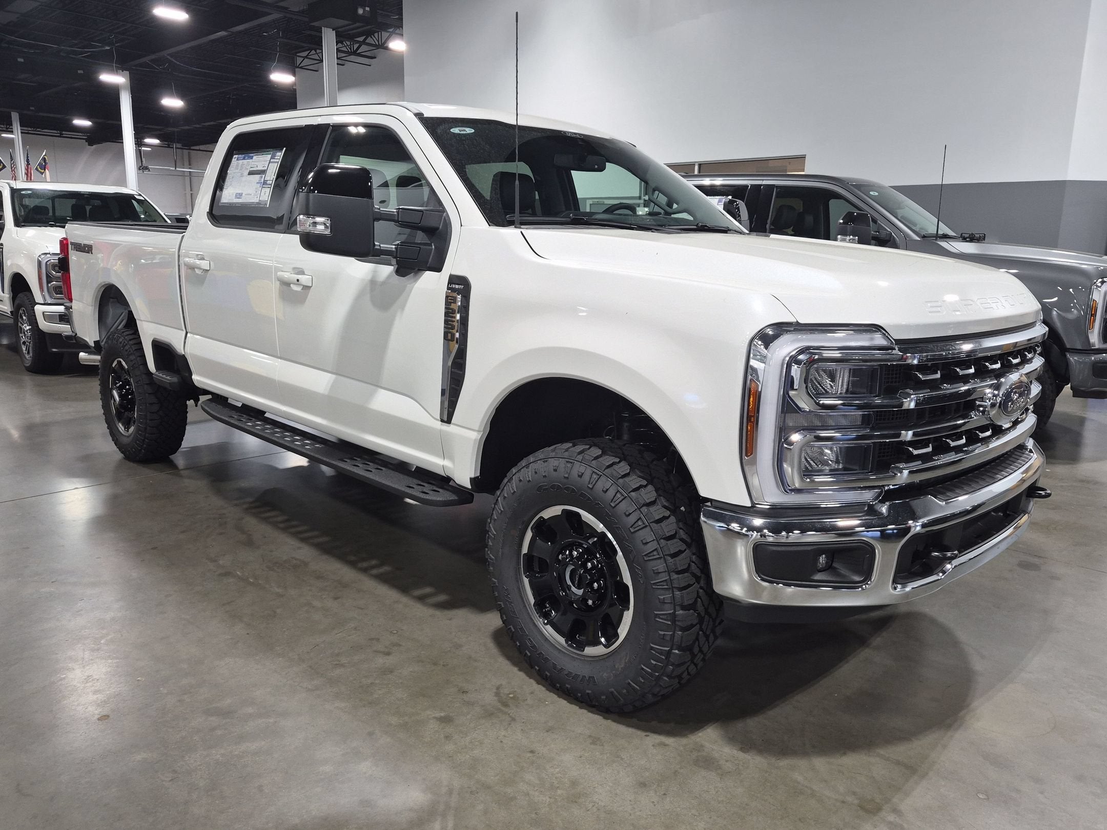 2026 Ford Super Duty F-250 SRW LARIAT