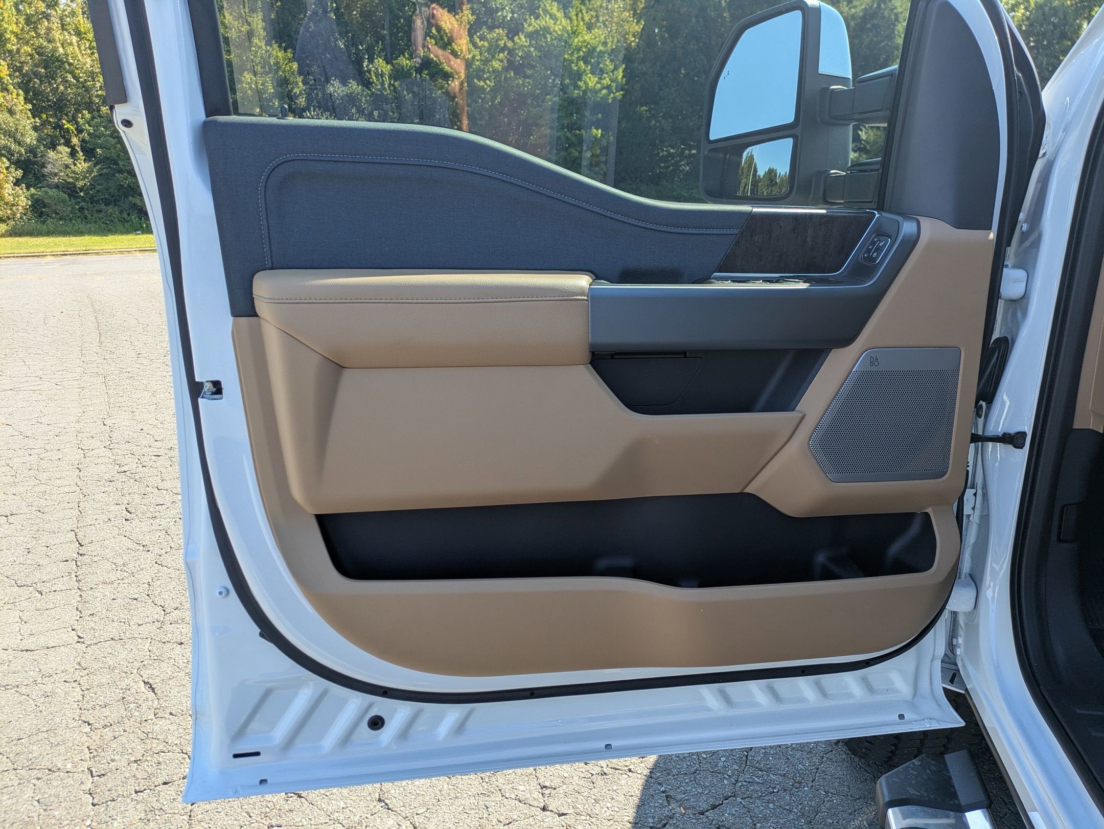 2025 Ford Super Duty F-250 SRW LARIAT