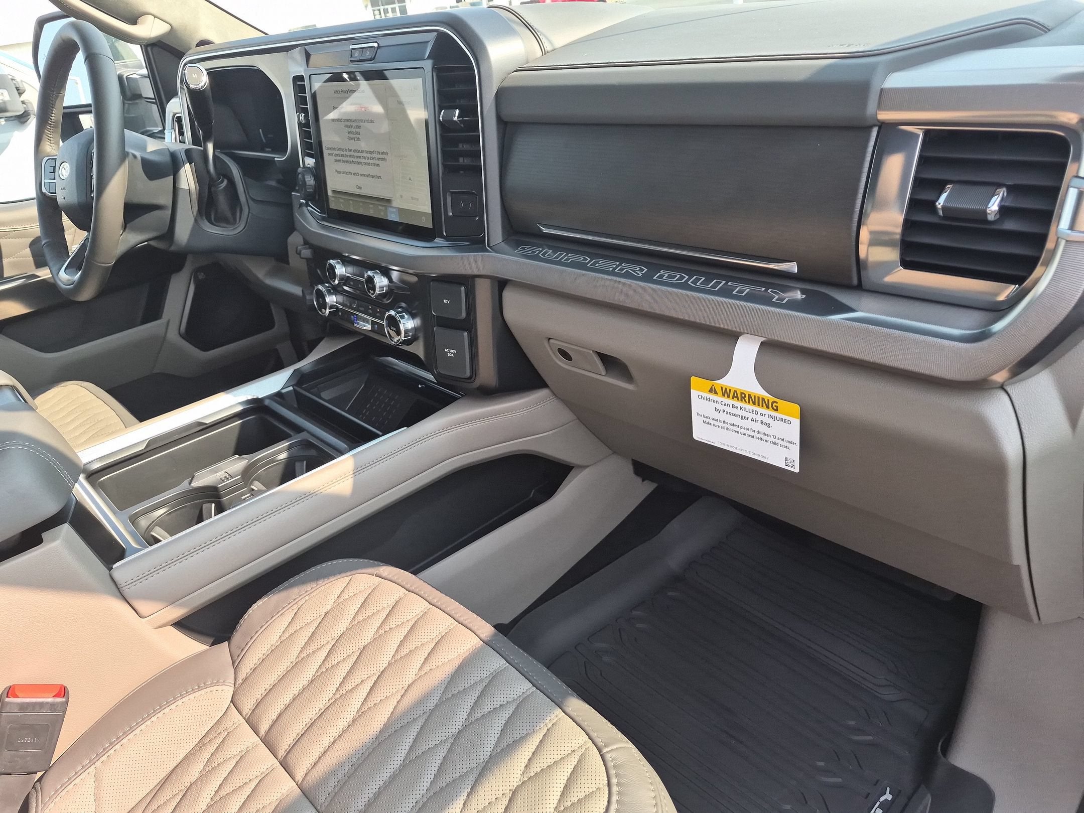 2026 Ford Super Duty F-350 SRW Platinum