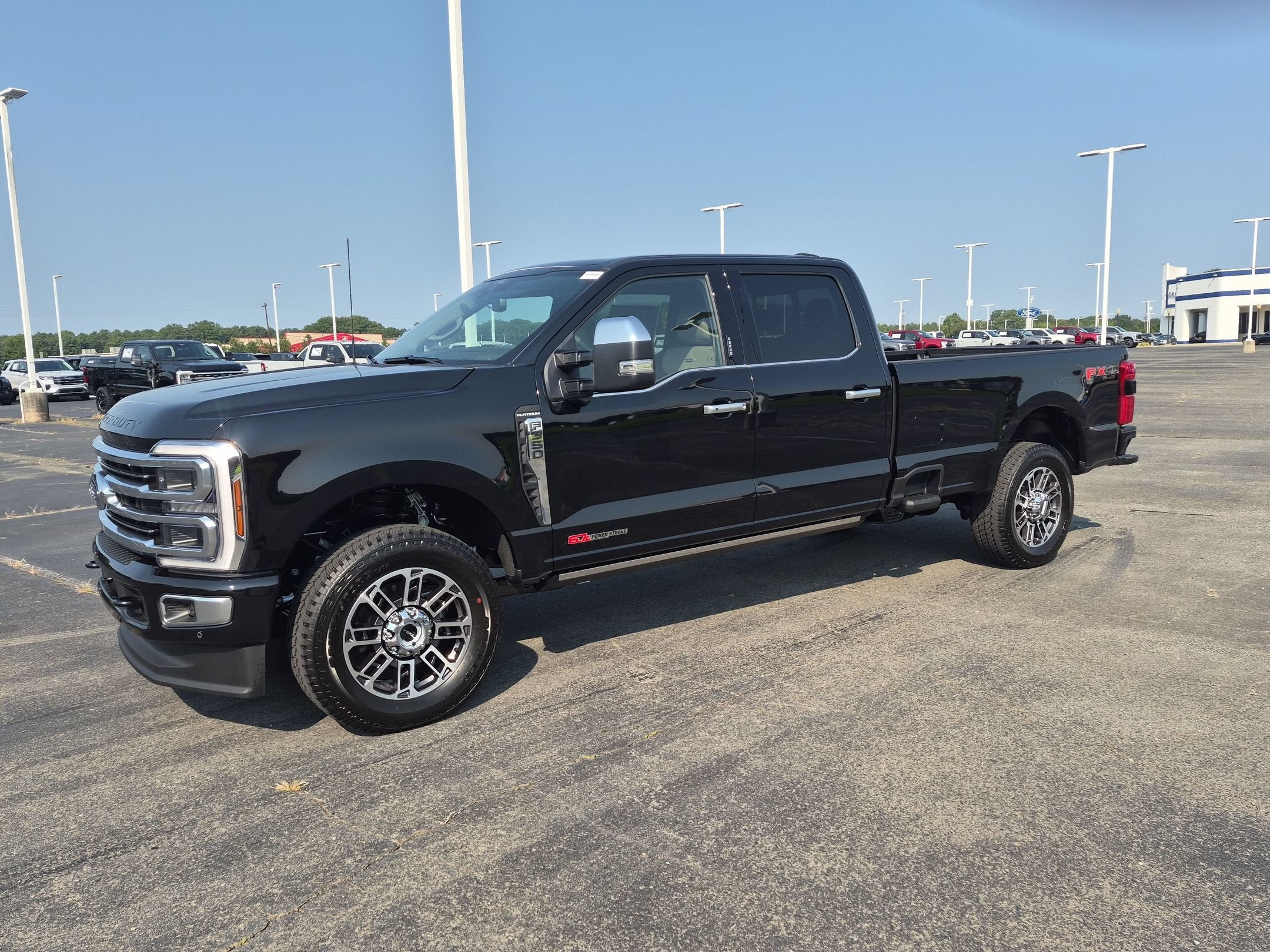 2026 Ford Super Duty F-350 SRW Platinum