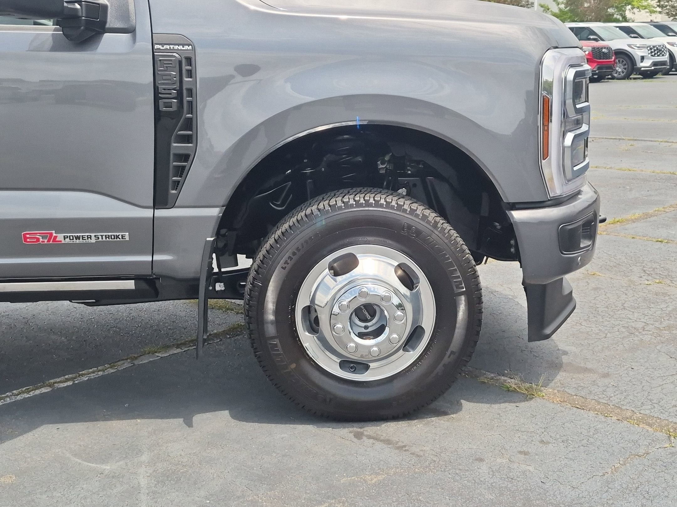 2026 Ford Super Duty F-350 DRW Platinum
