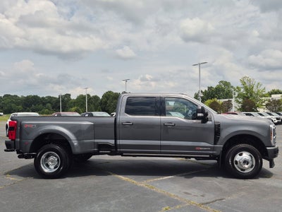 2026 Ford Super Duty F-350 DRW Platinum
