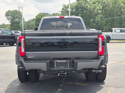 2026 Ford Super Duty F-350 DRW Platinum