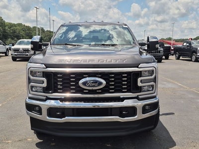 2026 Ford Super Duty F-350 DRW LARIAT