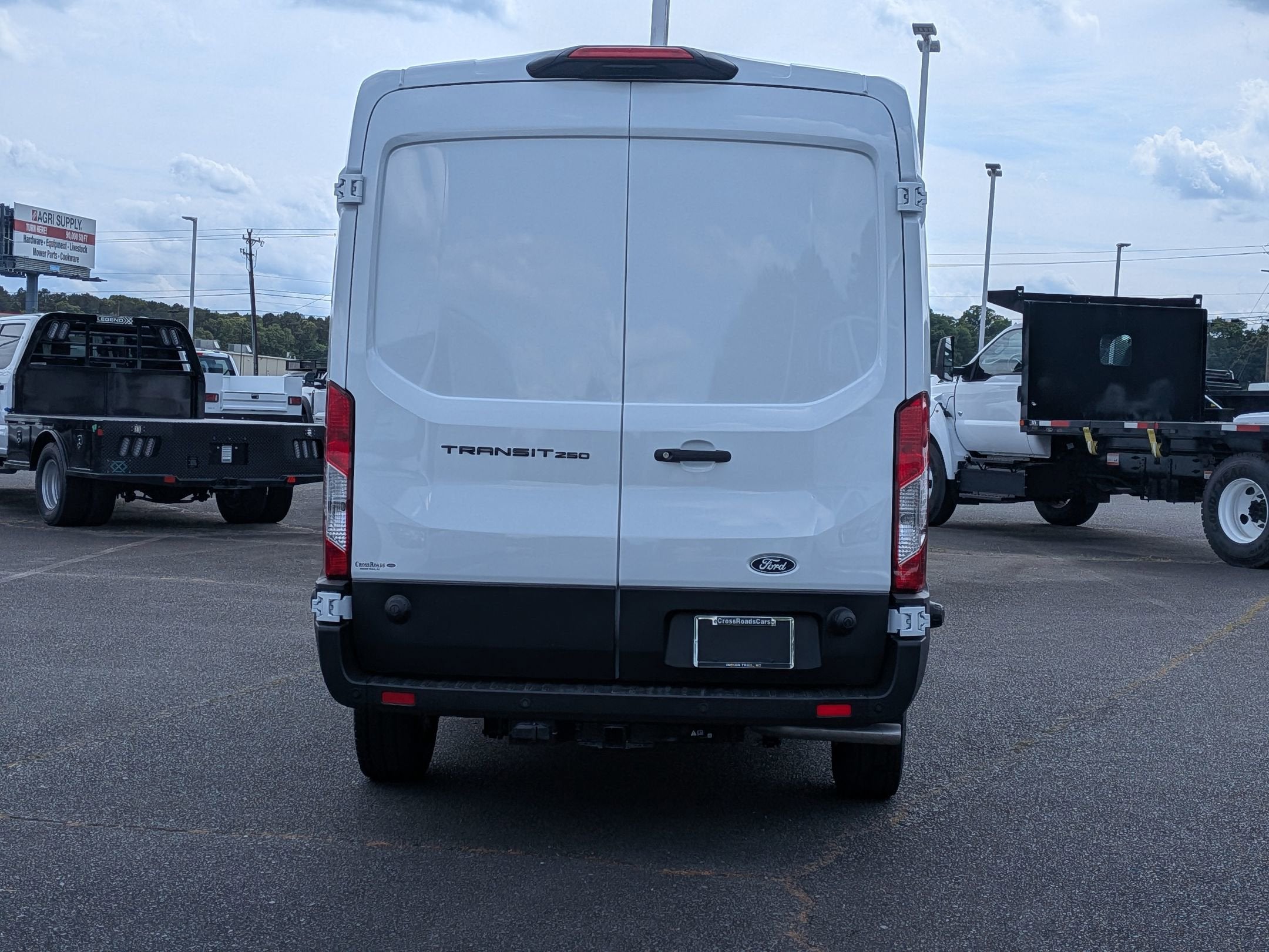 2026 Ford Transit Cargo Van Base