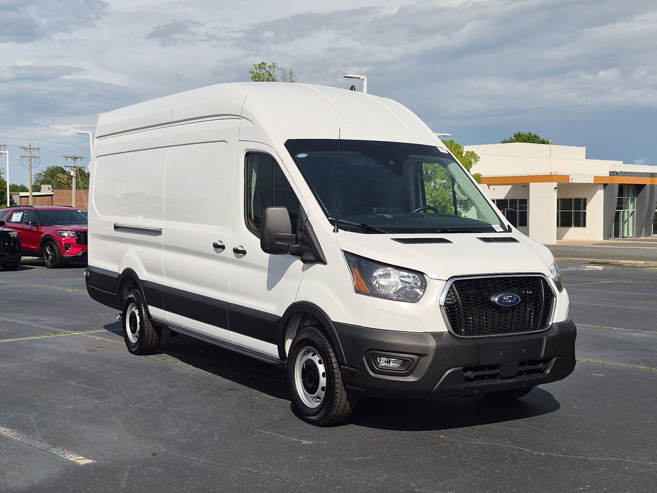 2025 Ford Transit Cargo Van Base