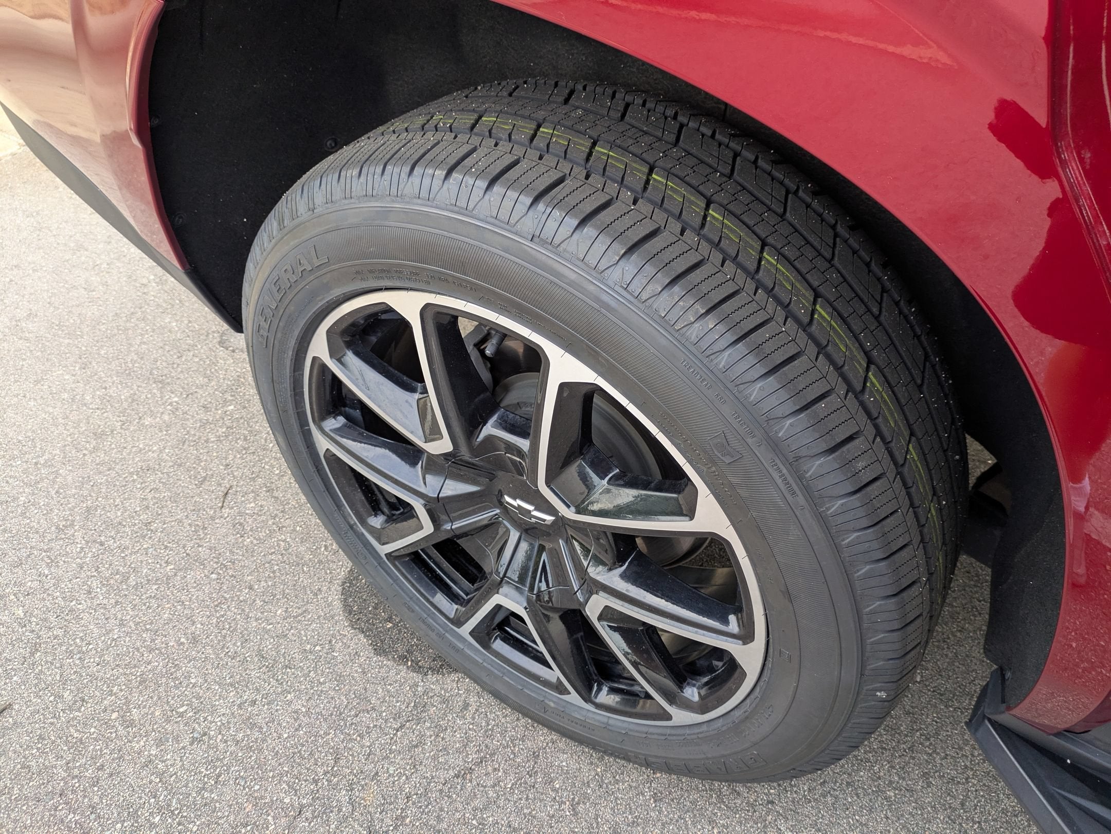 2023 Chevrolet Tahoe RST