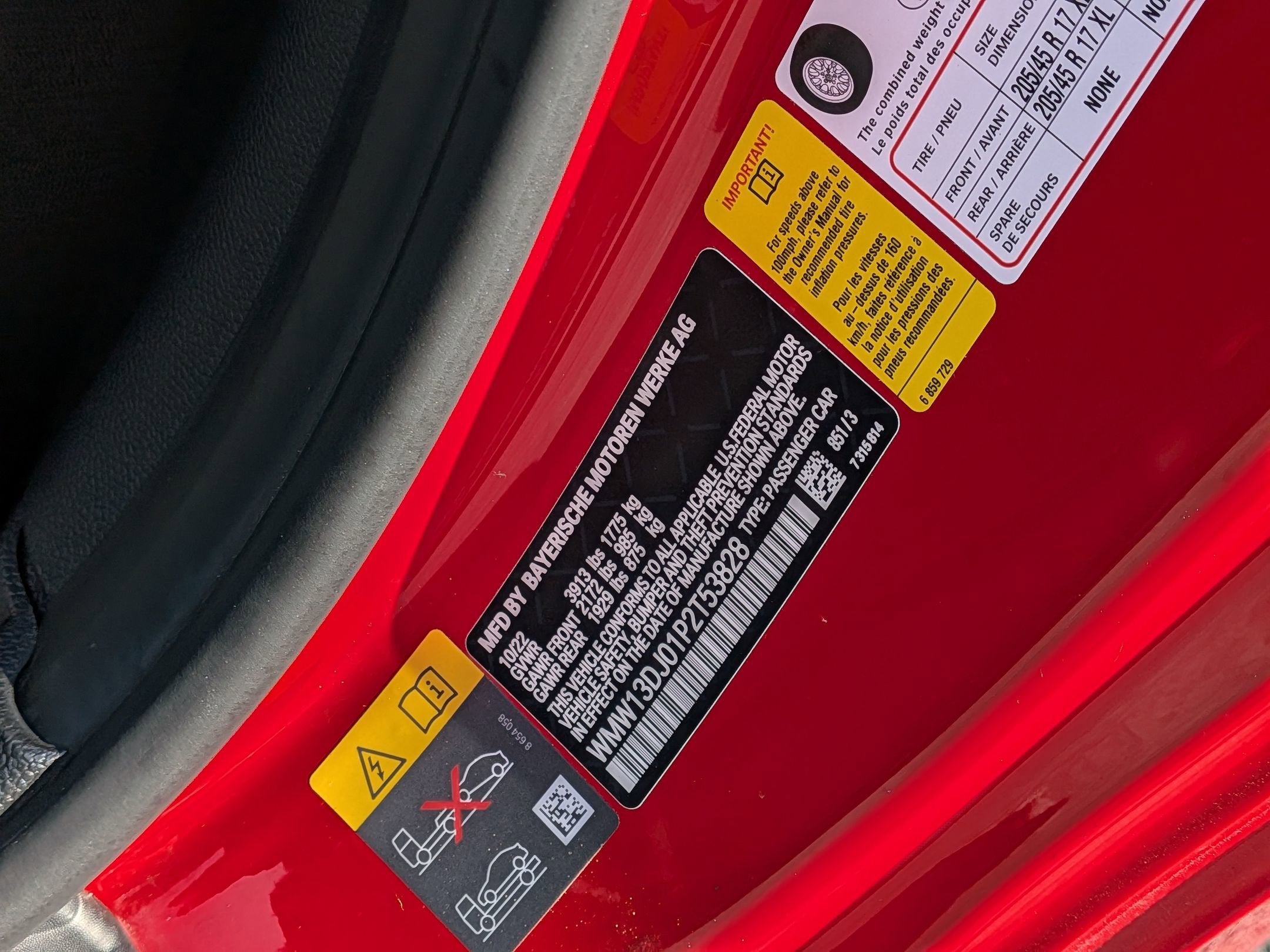 2023 MINI Hardtop 2 Door Cooper SE Signature