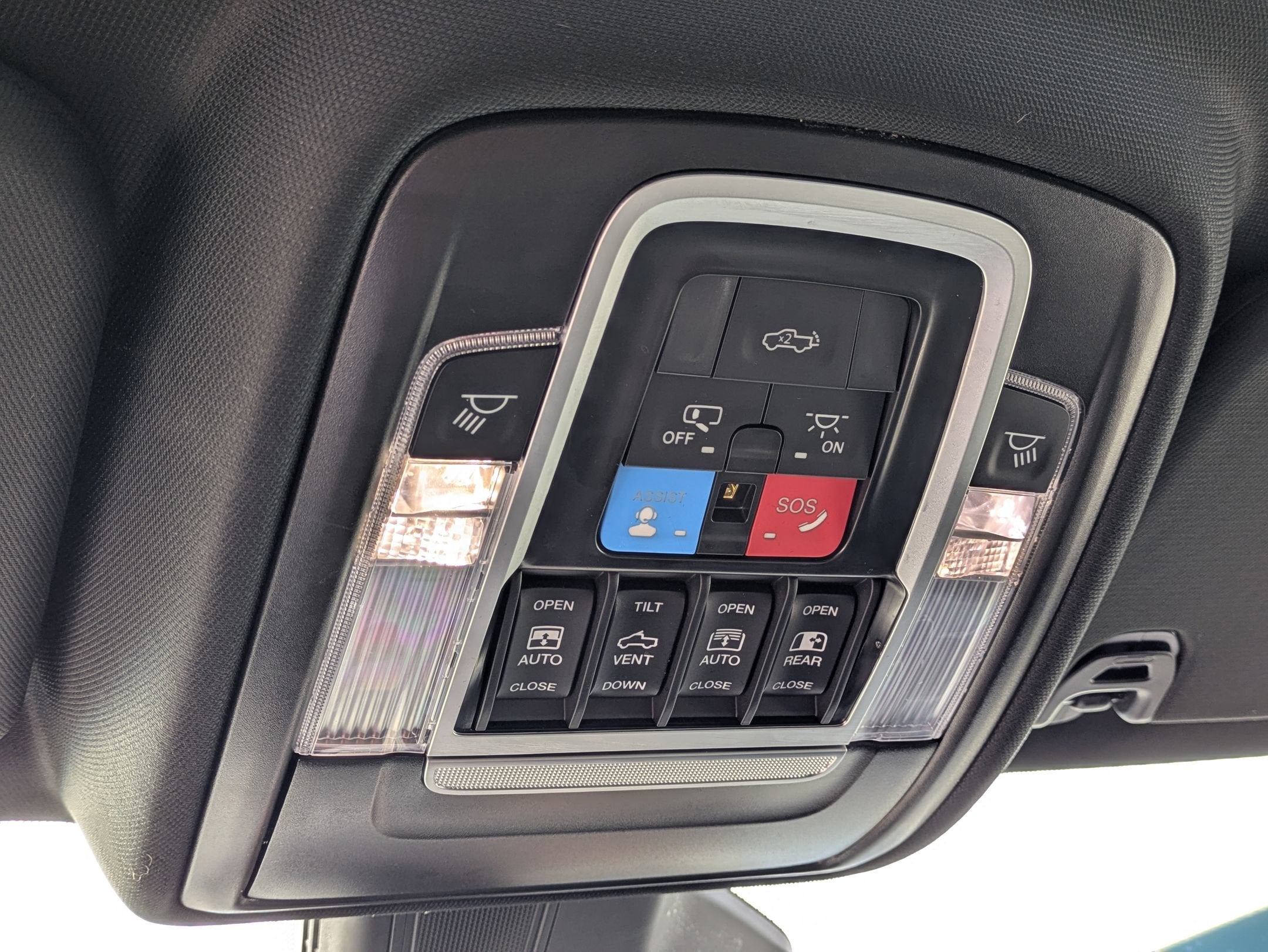 2025 RAM 1500 Limited