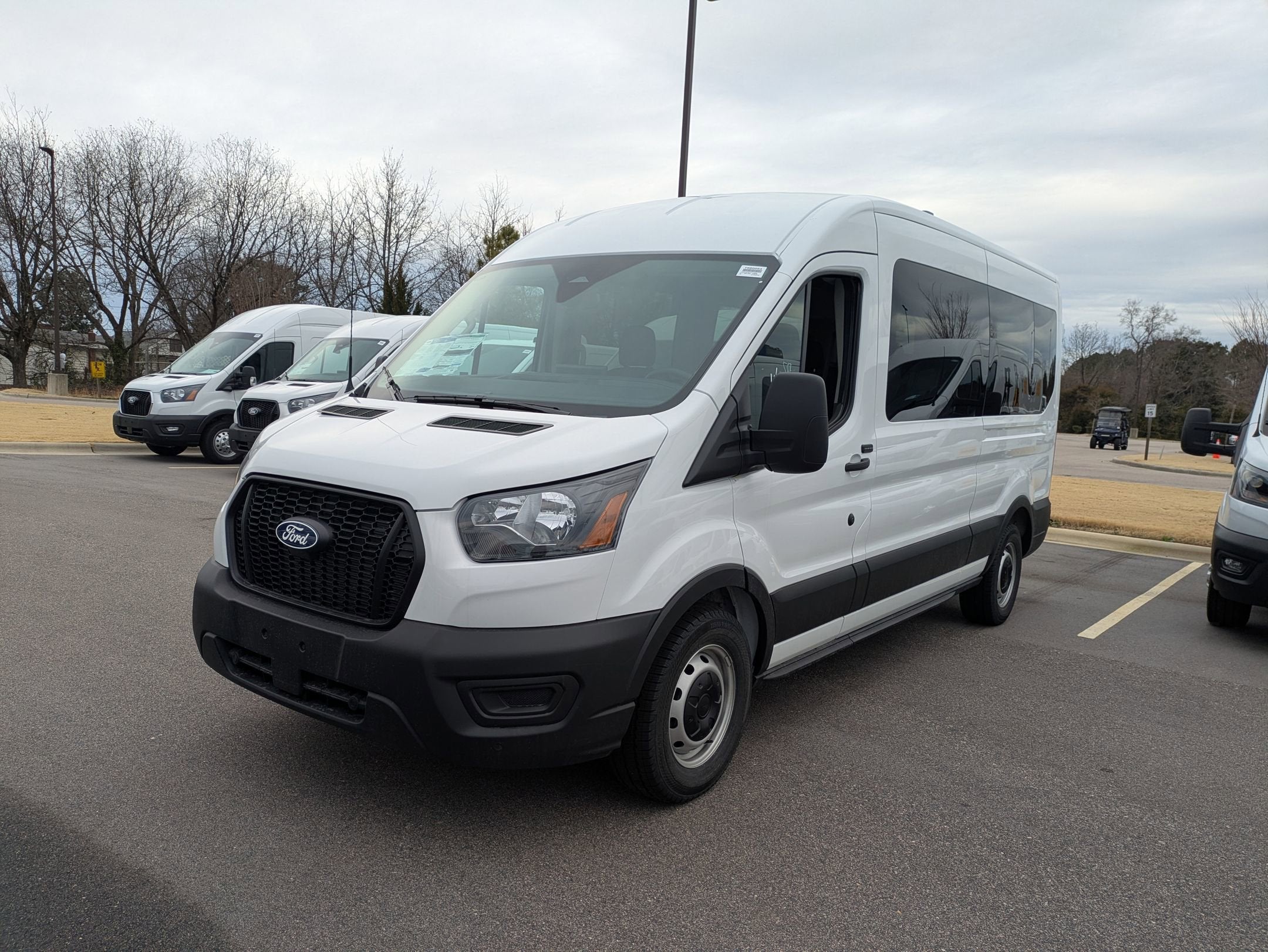 2026 Ford Transit Passenger Wagon XL