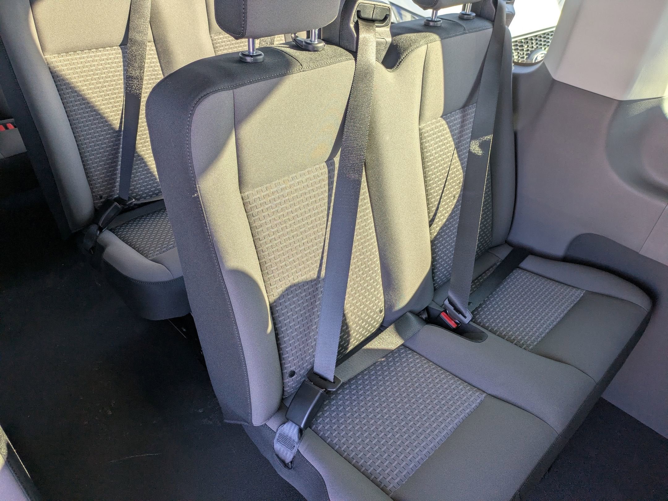 2026 Ford Transit Passenger Wagon XL