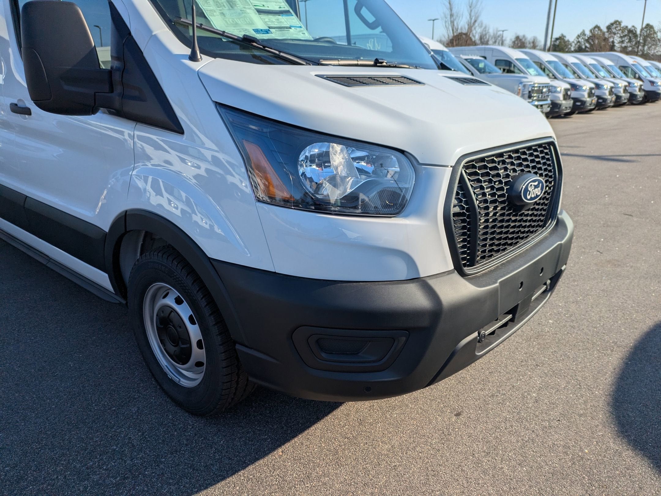 2026 Ford Transit Passenger Wagon XL