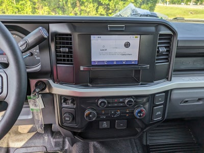 2025 Ford Super Duty F-450 DRW XL