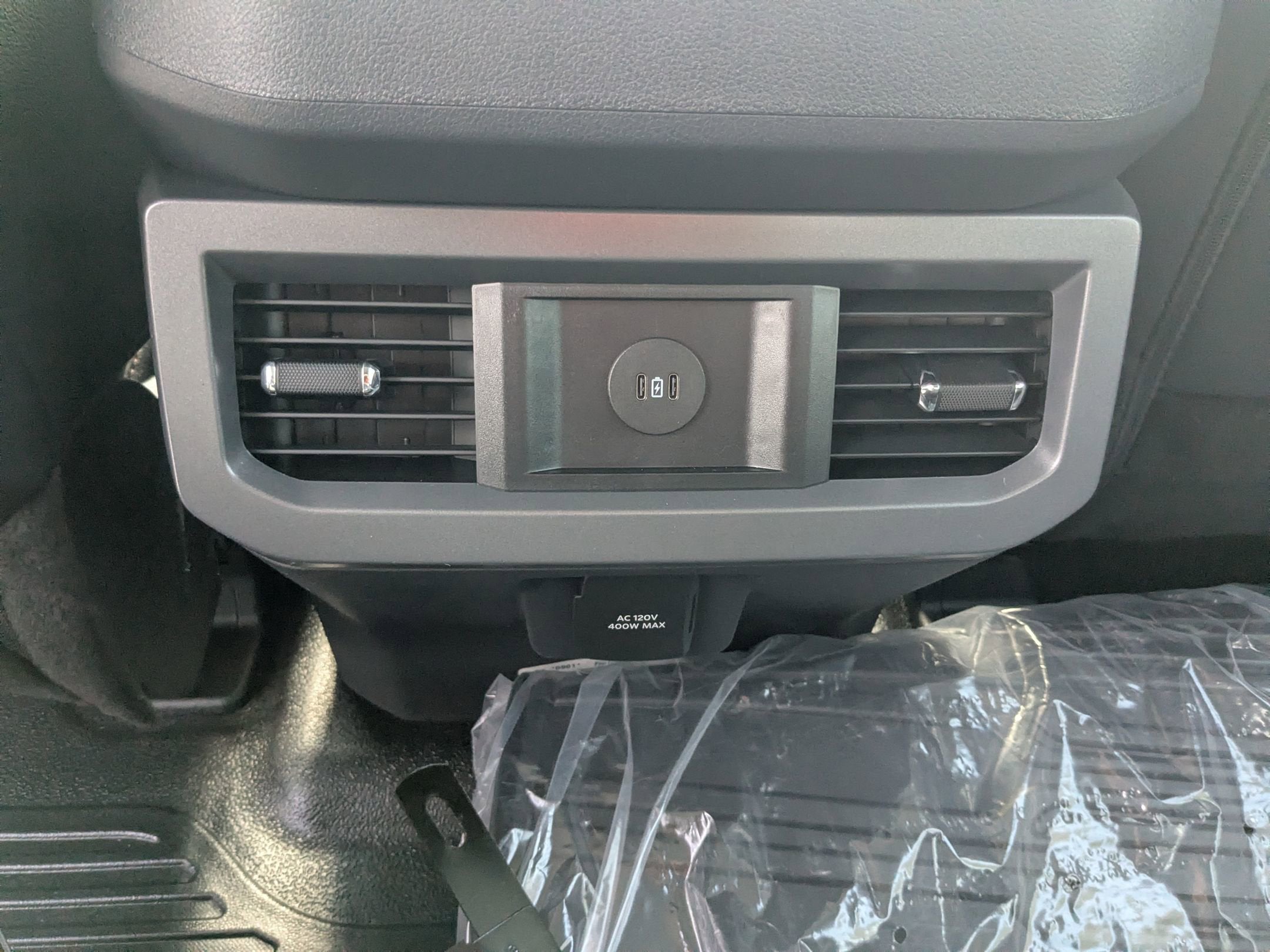 2026 Ford Super Duty F-450 DRW LARIAT