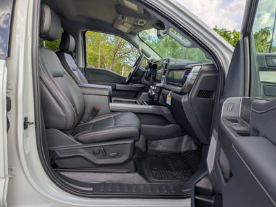 2026 Ford Super Duty F-450 DRW LARIAT