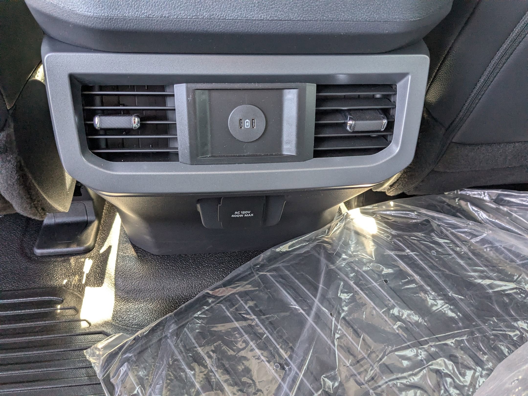 2026 Ford Super Duty F-450 DRW LARIAT