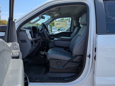 2025 Ford Super Duty F-550 DRW XL