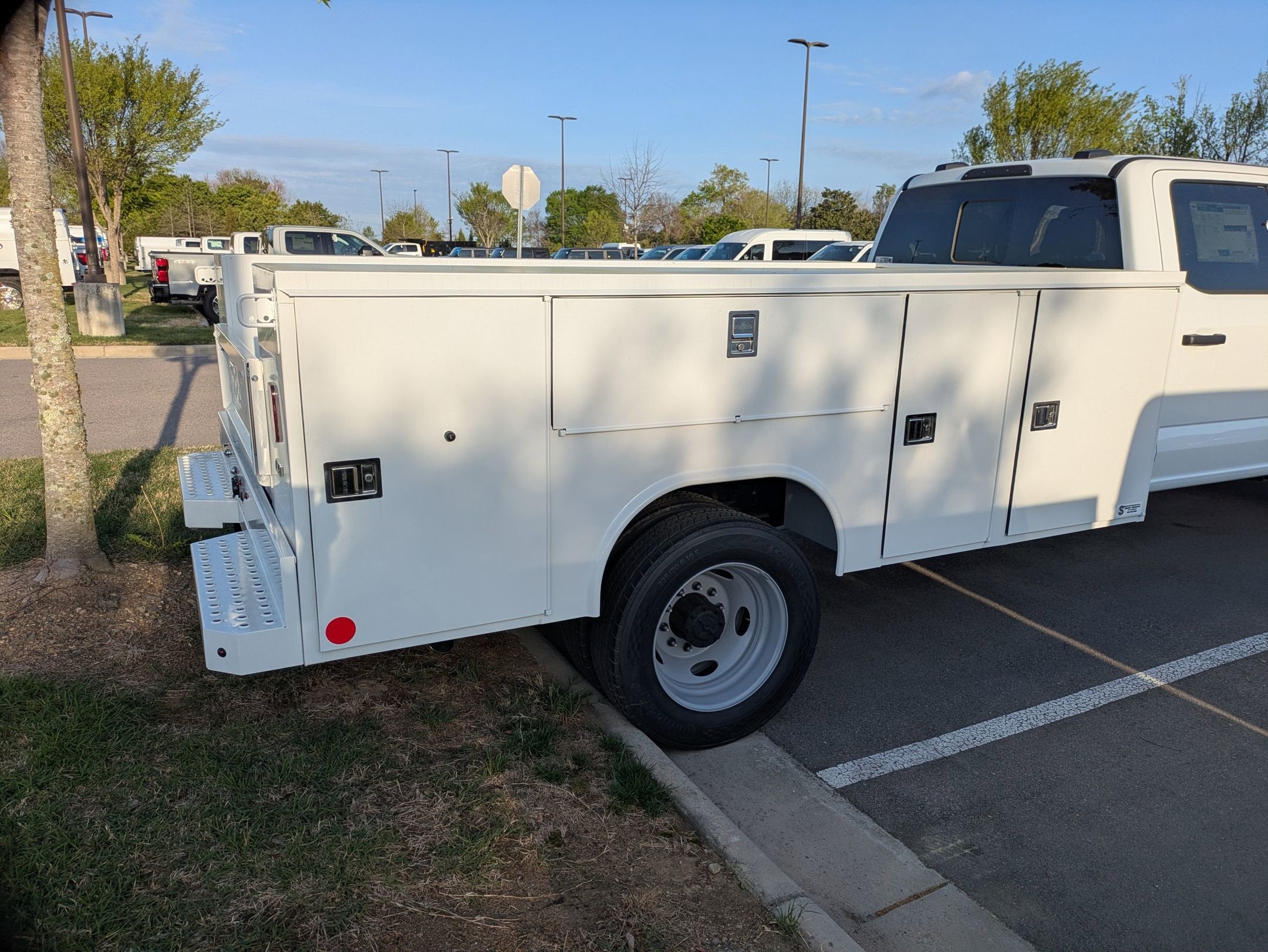 2026 Ford Super Duty F-550 DRW XL