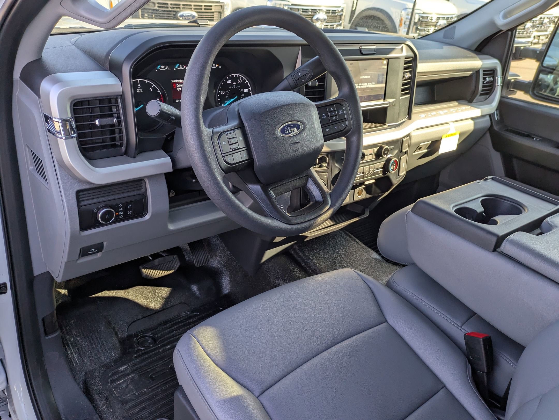 2026 Ford Super Duty F-350 DRW XL