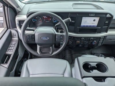 2025 Ford Super Duty F-350 DRW XL