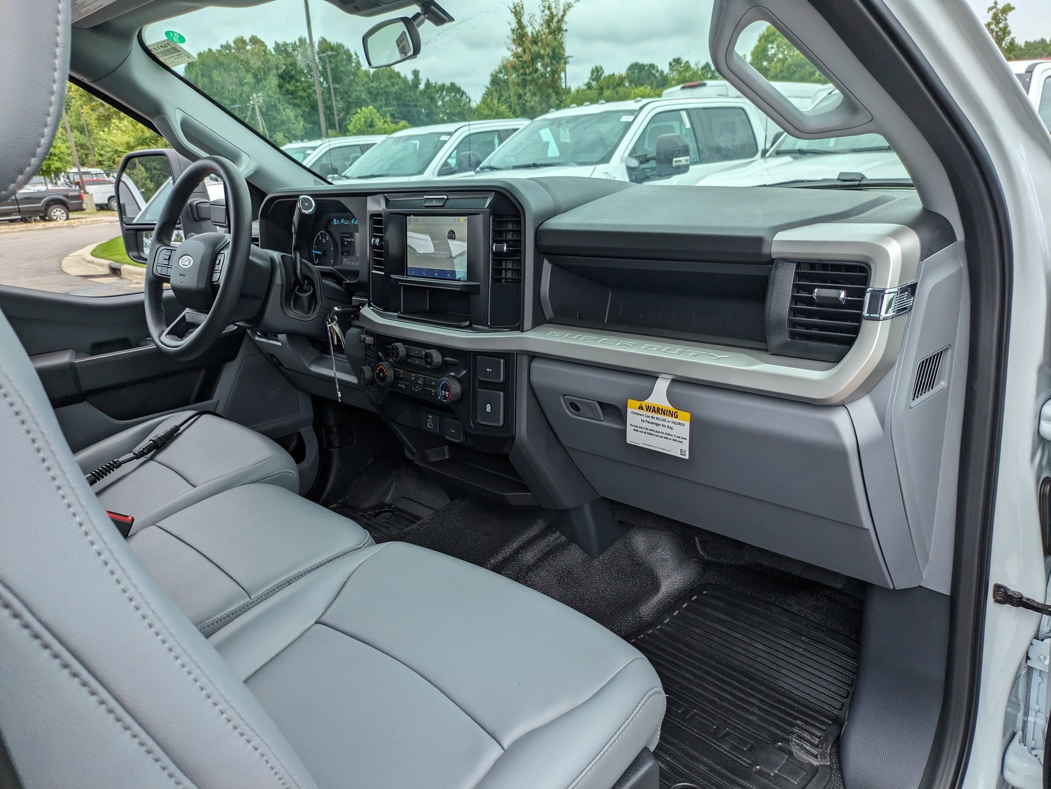 2025 Ford Super Duty F-350 DRW XL