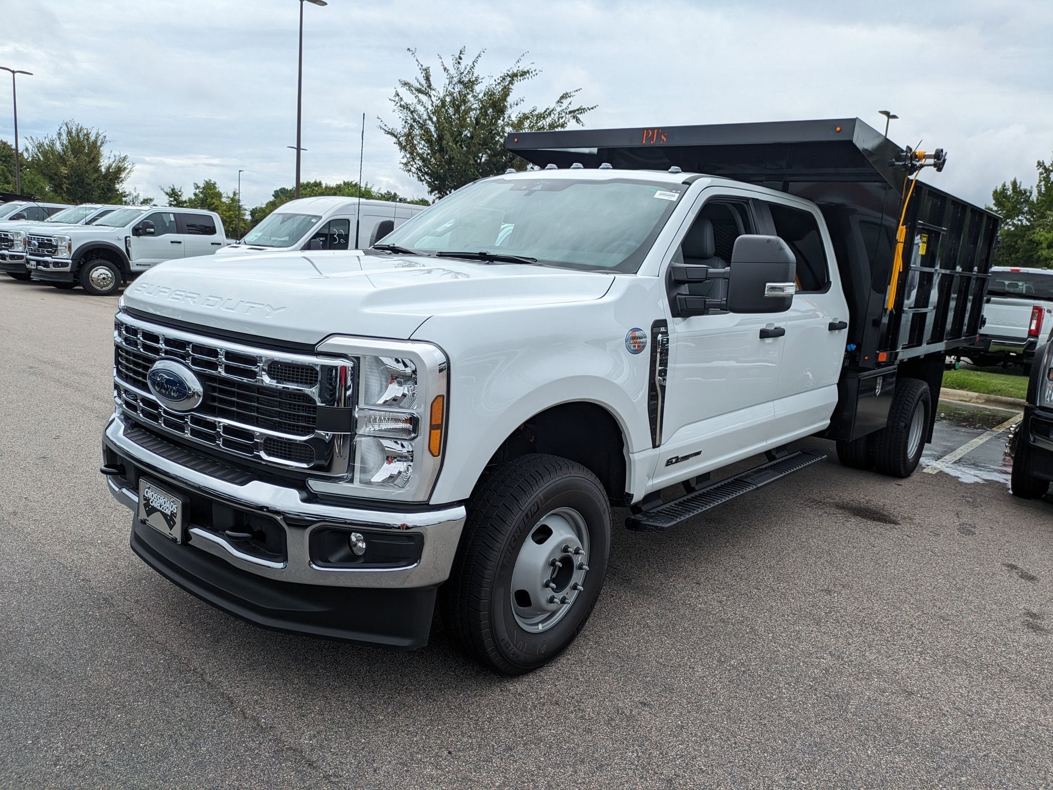2025 Ford Super Duty F-350 DRW XL
