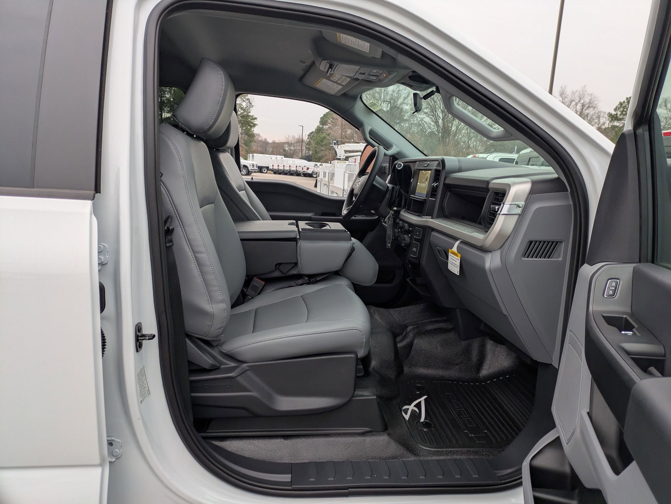 2026 Ford Super Duty F-350 DRW XL