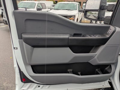 2026 Ford Super Duty F-350 DRW XL