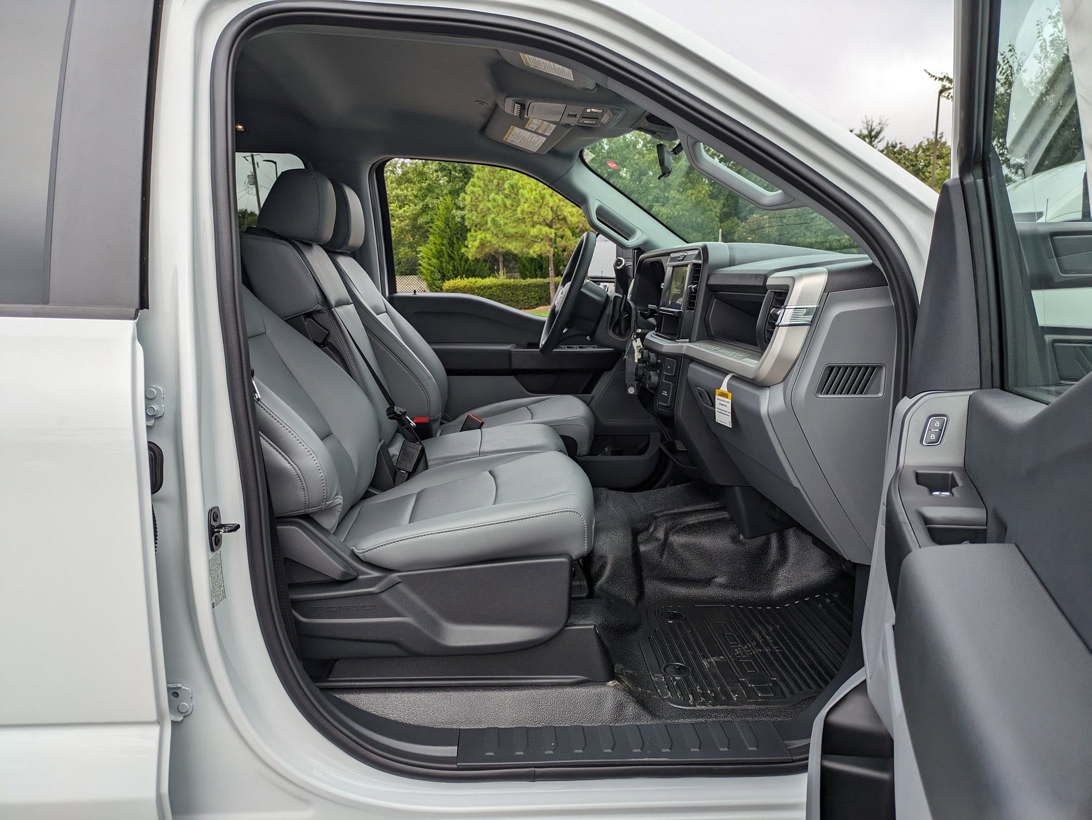 2025 Ford Super Duty F-450 DRW XL