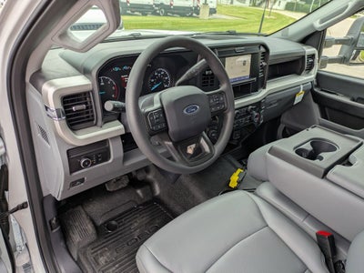 2026 Ford Super Duty F-350 DRW XL