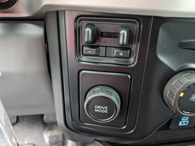 2025 Ford Super Duty F-550 DRW XL