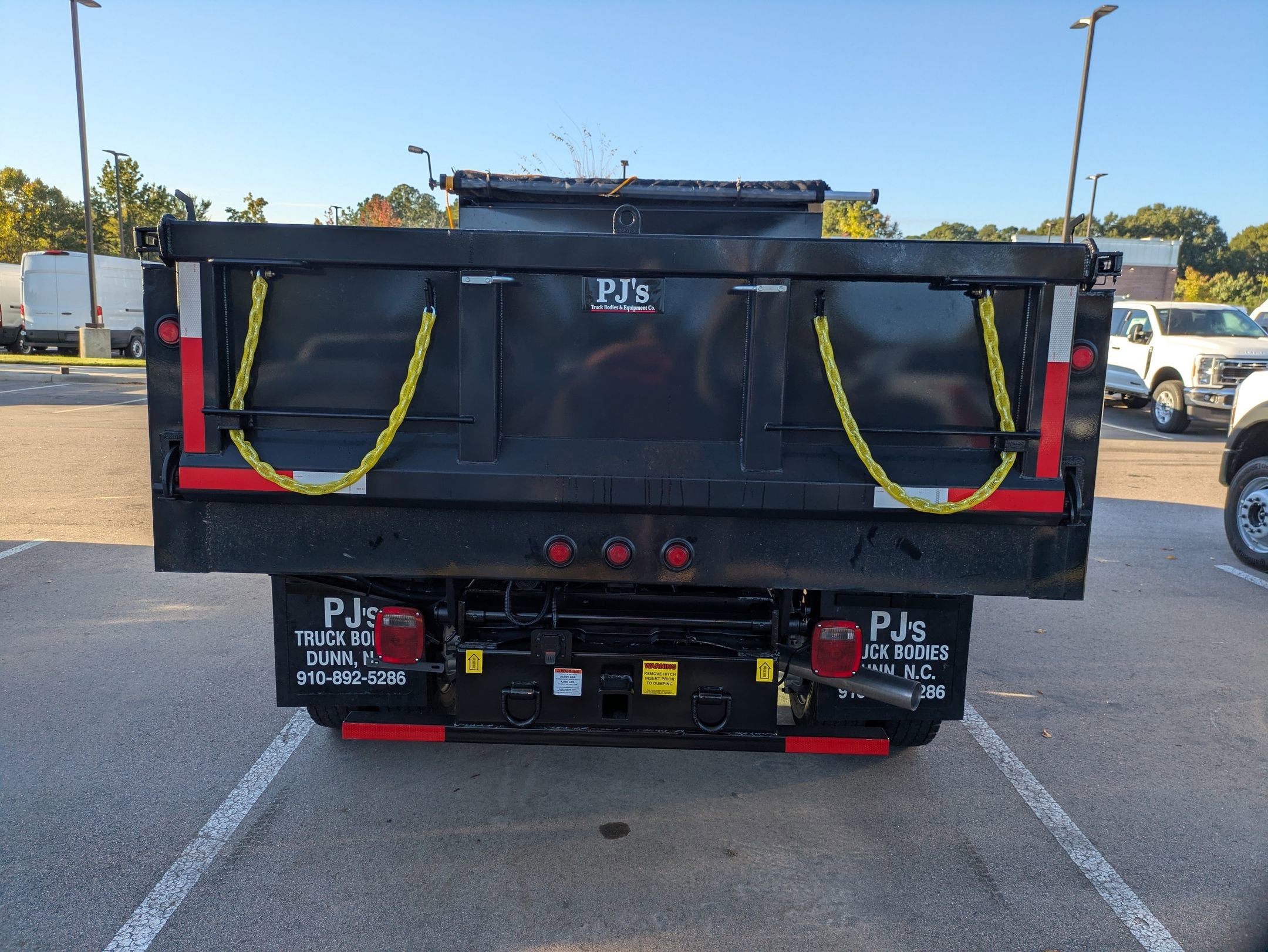 2025 Ford Super Duty F-550 DRW XL