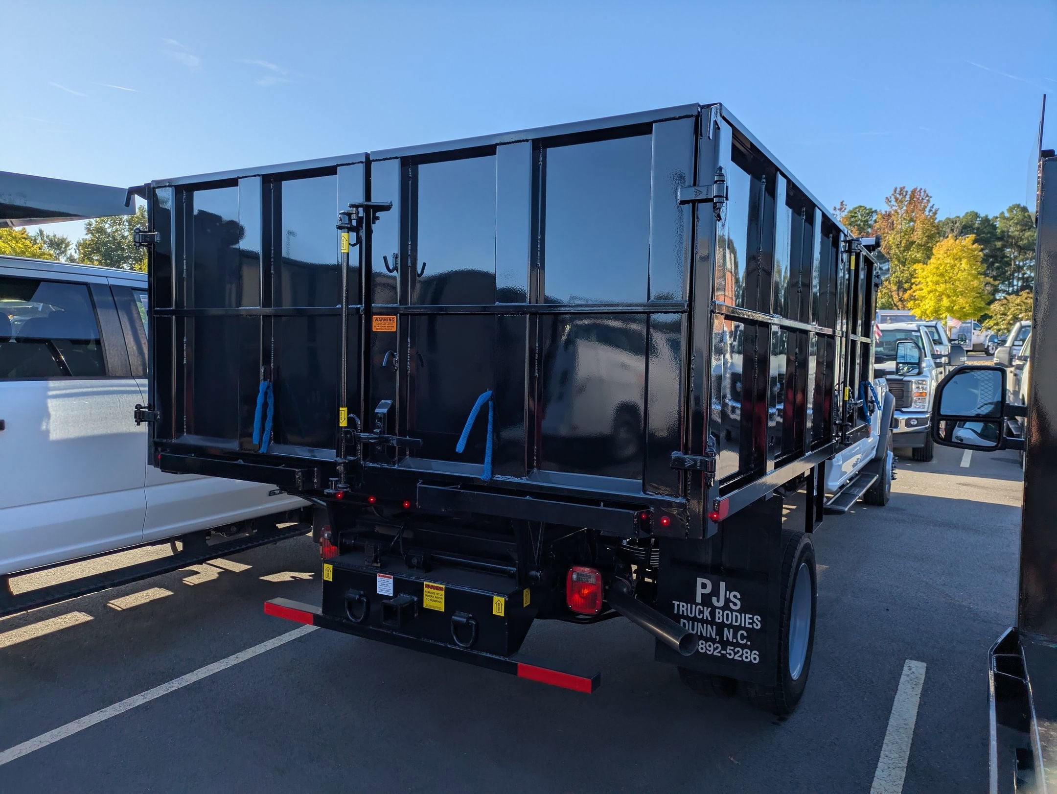 2025 Ford Super Duty F-550 DRW XL