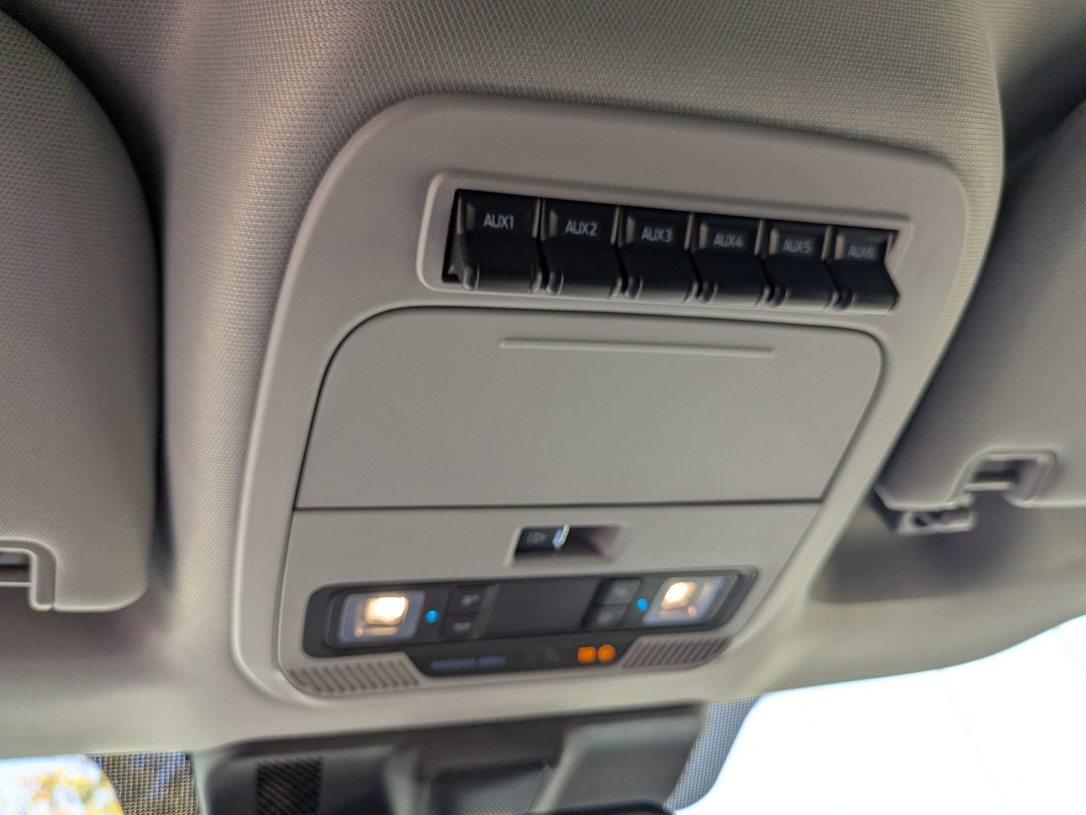 2027 Ford Super Duty F-550 DRW XL