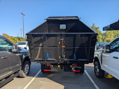 2027 Ford Super Duty F-550 DRW XL