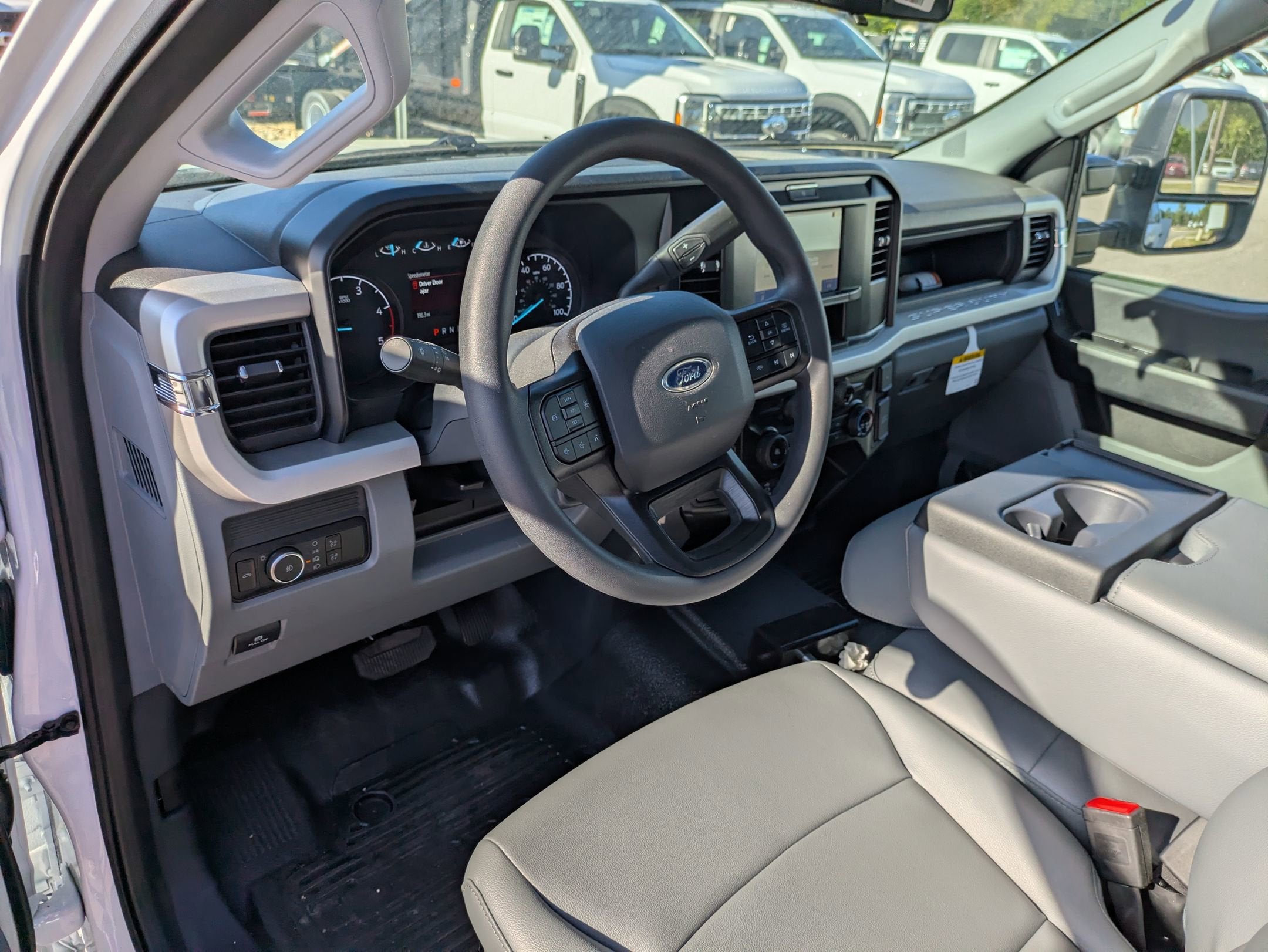2026 Ford Super Duty F-550 DRW XL