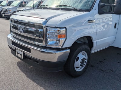 2026 Ford E-Series Cutaway Base